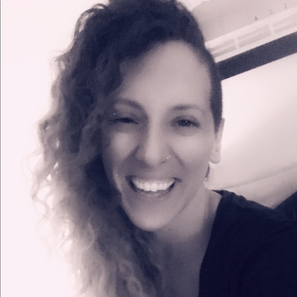 Meet your Posher, Ashley - Picture 7 of 8